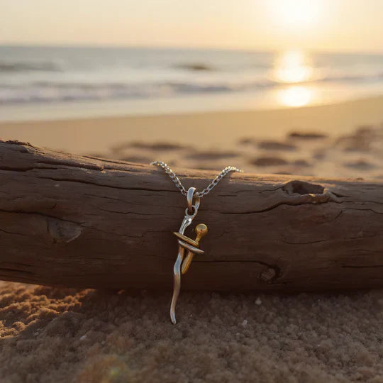 Ivy | Infinity Embrace Necklace